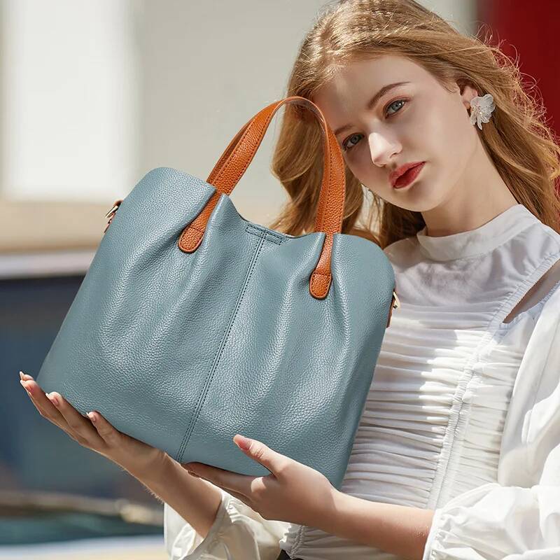 Women's 100% Genuine Leather Designer Shoulder Bag Soft Cowhide Handbags Large Capacity Crossbody Bags for Women