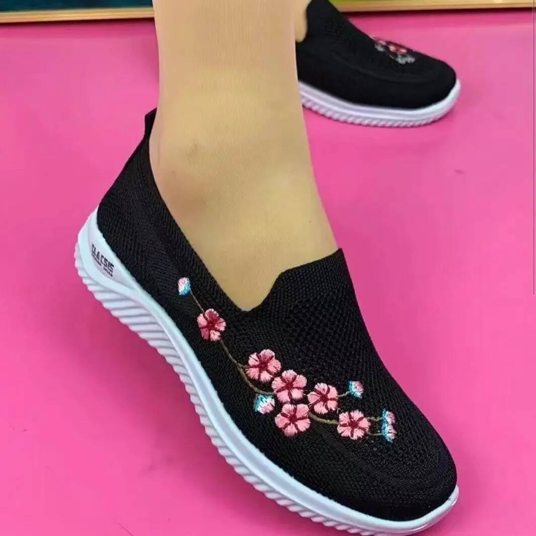 Women Sneakers Mesh Breathable Floral Comfort Mother Shoes Soft Solid Color Fashion Female Footwear Lightweight Zapatos De Mujer ddmysaturn