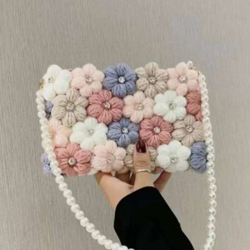 Handwoven small floral crossbody phone key storage shopping carry on bag, lightweight lining, shoulder bag