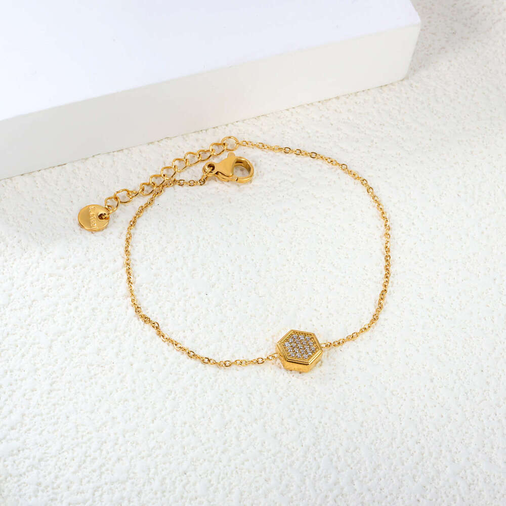 Light Style Zircon Fashion Trend Versatile Heart Oval Geometric Stainless Steel Bracelet for Women