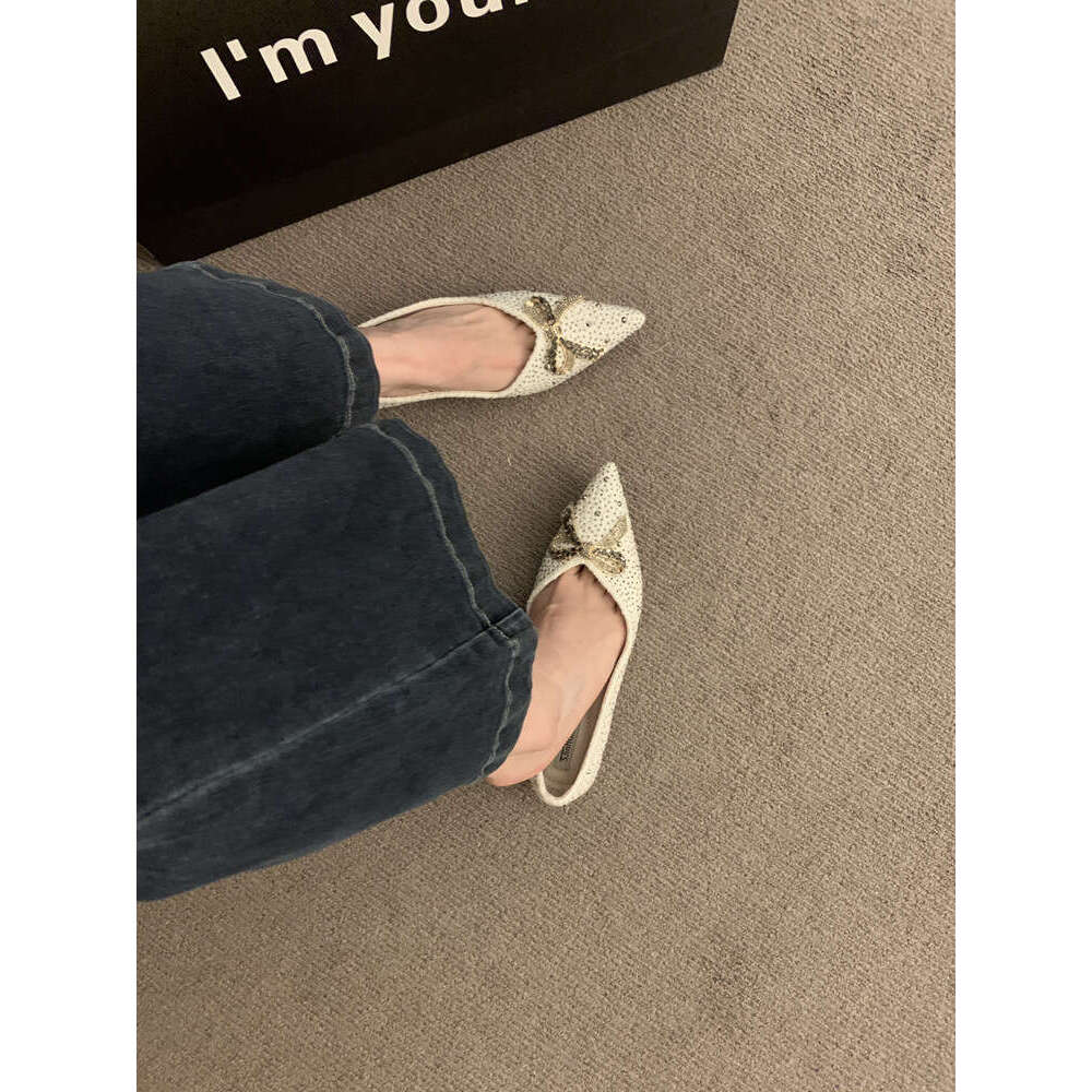 Rhinestone Bow Flat for Women 2025 Spring Autumn Designer Shoe New Pointed Toe Shallow Mouth Commuter Grandma Shoes