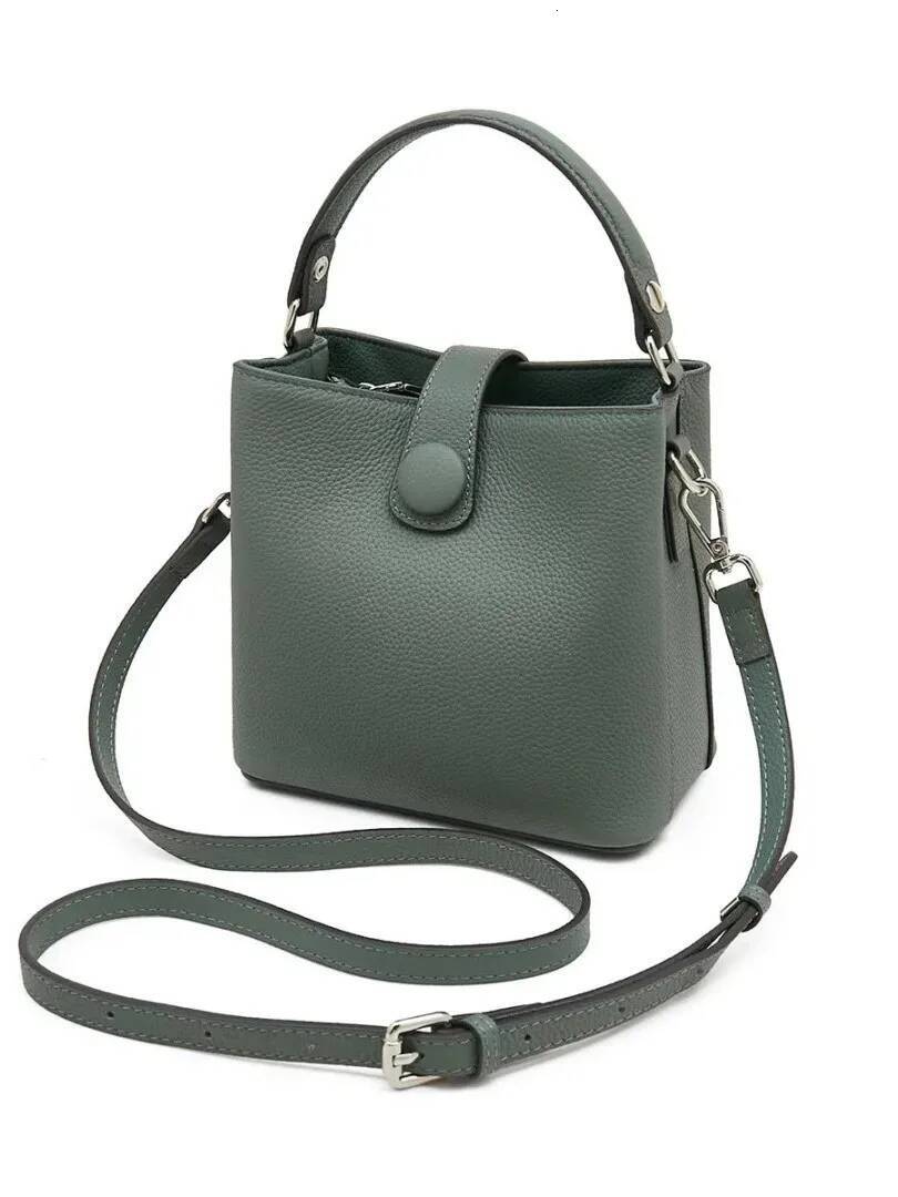 First Layer Cowhide Women crossbody 2025 New bucket bag genuine leather design Shoulder Bag small handbag