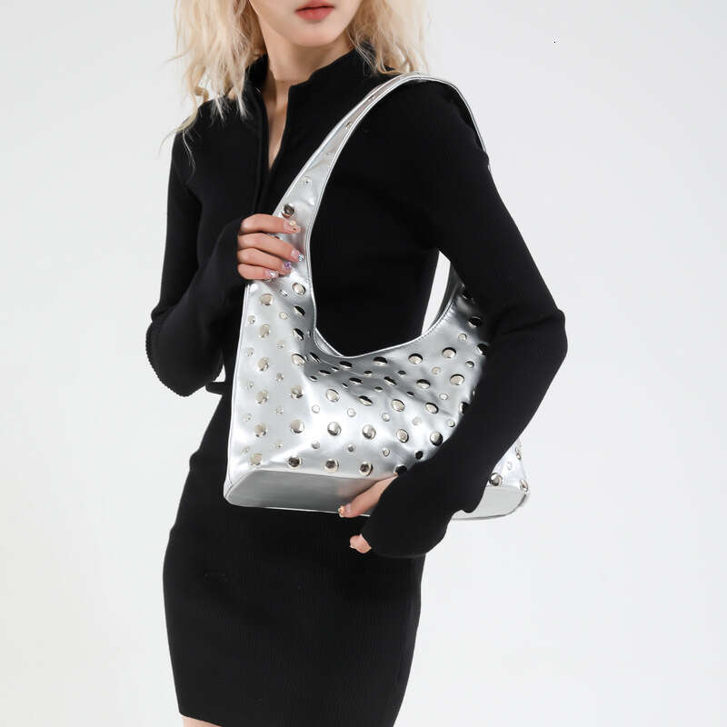 European and American Fashion Women's 2025 New Casual Personality Trendy Cool Niche Polka Dot Rivet Single Shoulder Underarm Tote Bag