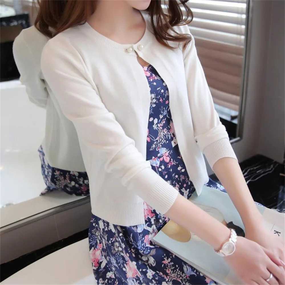 Fashion Women Sweater Female Cardigan Thin Outerwear Short Design Sweater Longsleeve Small Cape Blusa Feminina M250904