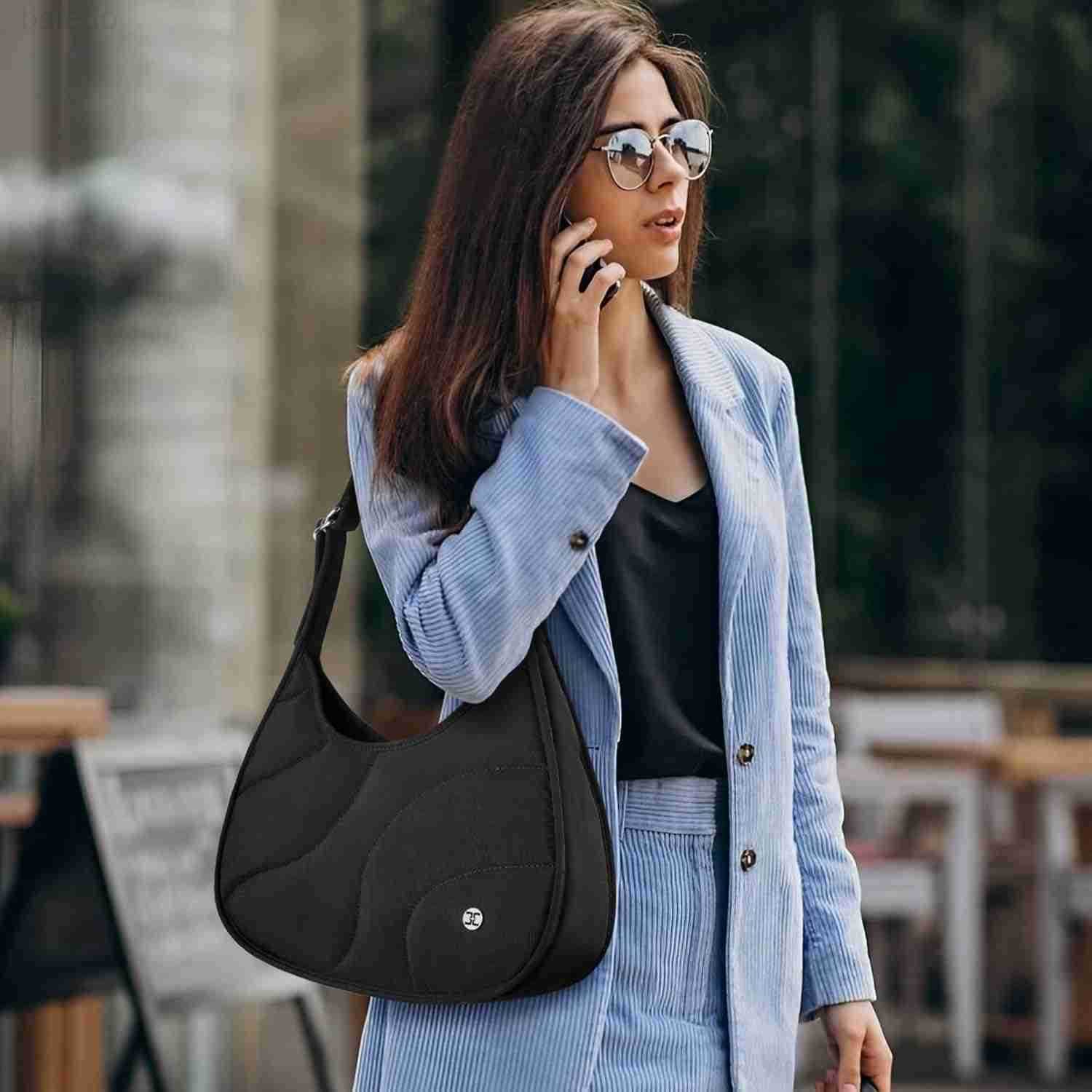 Shoulder Bag Puffer Crescent Bags for Women Quilted Hobo Handbags Lightweight Clutch Purse M250903