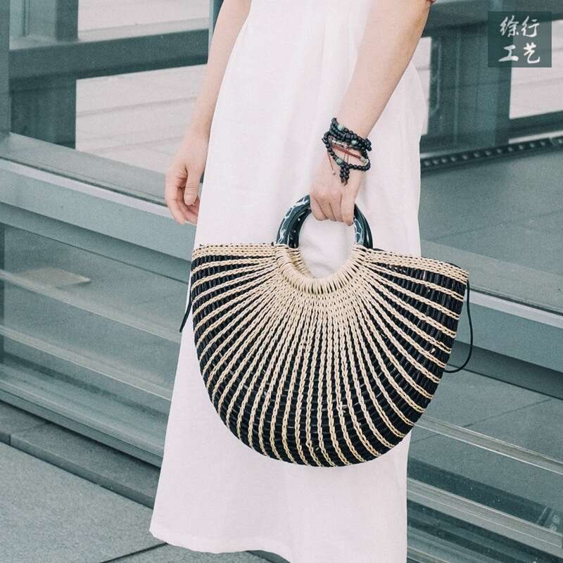 Fan-shaped Straw Shell Bag | Luxury Vacation Style Handbag