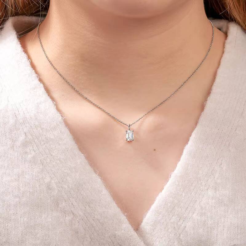 New Fashion Women Jewelry 1ct Emerald Cut VVS Moissanite Diamond Pendant Collares Para Mujer 925 Sterling Silver Necklace