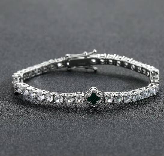 Fashion ladies 4mm 925 silver moissanite cool four-leaf clover lucky four-leaf clover moissanite tennis bracelet,'s Day gift