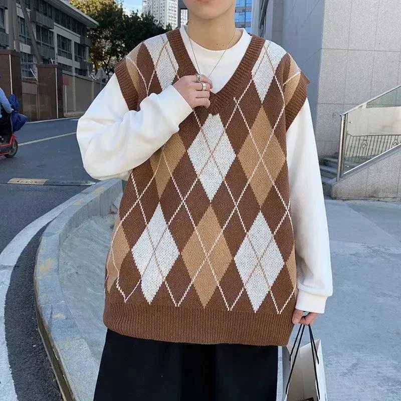 Waistcoat V Neck Solid Color Sweater Man Sleeveless Korean Style Smooth High Quality Vintage Casual Cashmere Knit Vests for MenXJ250904