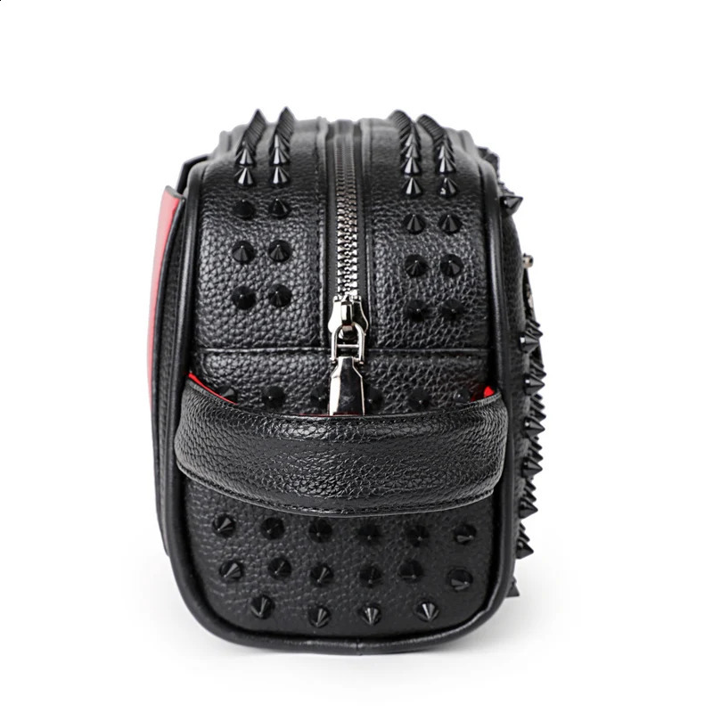 Fashion Rivet n Men Bag High Quality PU Leather Clutch Bags Money Purse For Cyberpunk Style Waist Strap Wallets Sac 250903