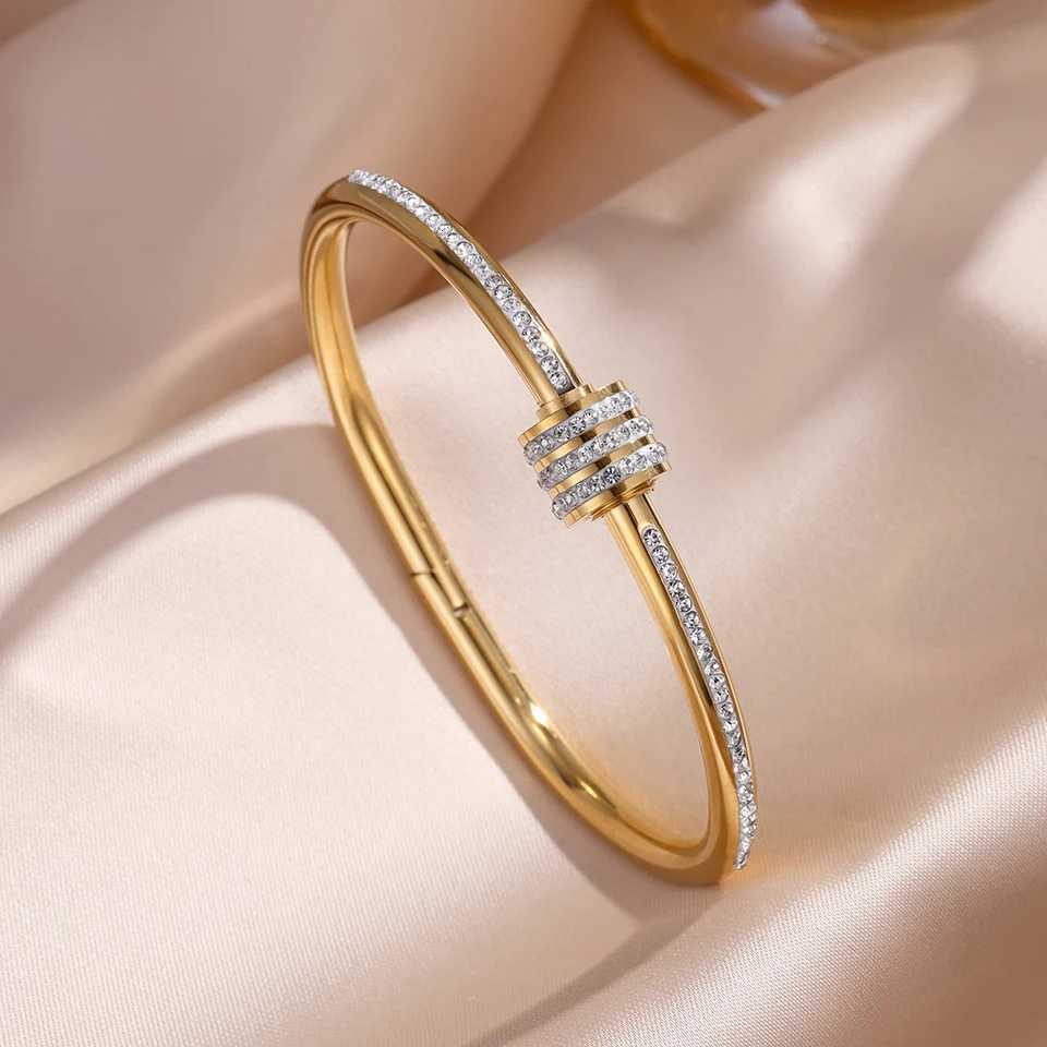Yupsk Stainl Steel Bracelets for Wen Mtiple Styles Gold Color NonFading Bangles Fashion Jewelry Accory Gift S250904
