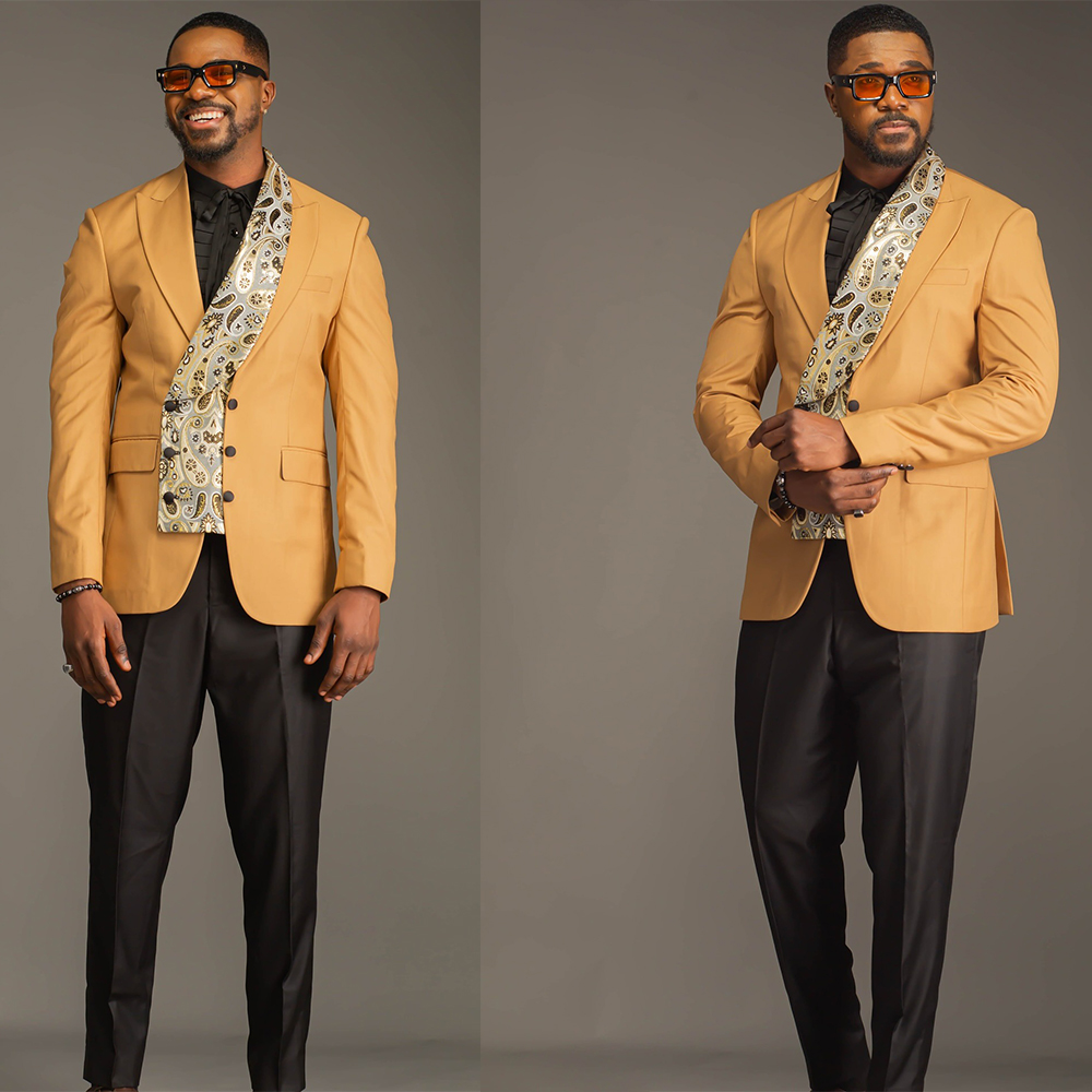 Retro Men's Suit Peaked Lapel Tailor-Made Jacquard Jacket 2 Pieces Set Blazer Double Breasted Groom Customized Coat Black Pants Plus Size