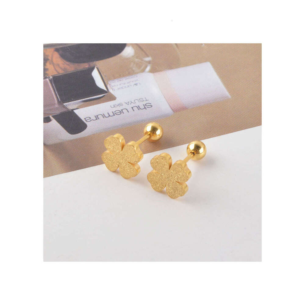 Fashion Versatile Gold Matte Four-Leaf Clover Titanium Steel Non-Fading Anti-Lost Ear Bone Studs Elegant Light Earrings