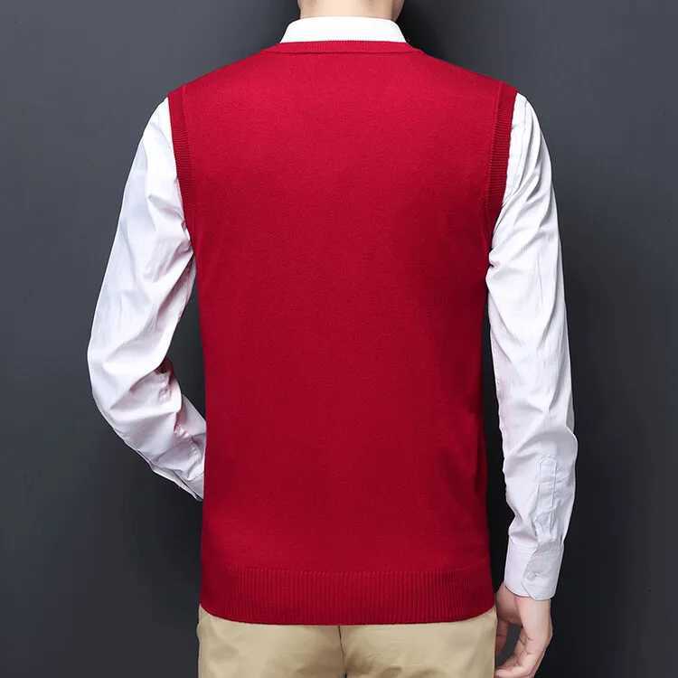 New Mens Autumn Sweater Vest Vneck Warm Knit Sleeveness Tank Mens Clothes Pullover TopsXJ250904