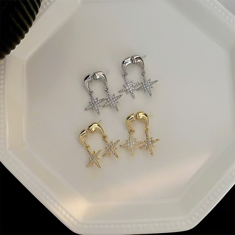 A Dual-wear Light Luxury Sweet Micro-inlaid Star Designer Luxury Free Shipping Earrings Niche Design Simple Exquisite Fashion High-end Sense Ear Jewel