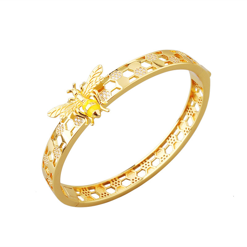 Fashion for Women with Zircon Hollow Honeycomb Small Bee Copper Gold-Plated Bracelet Fresh Hand Jewelry