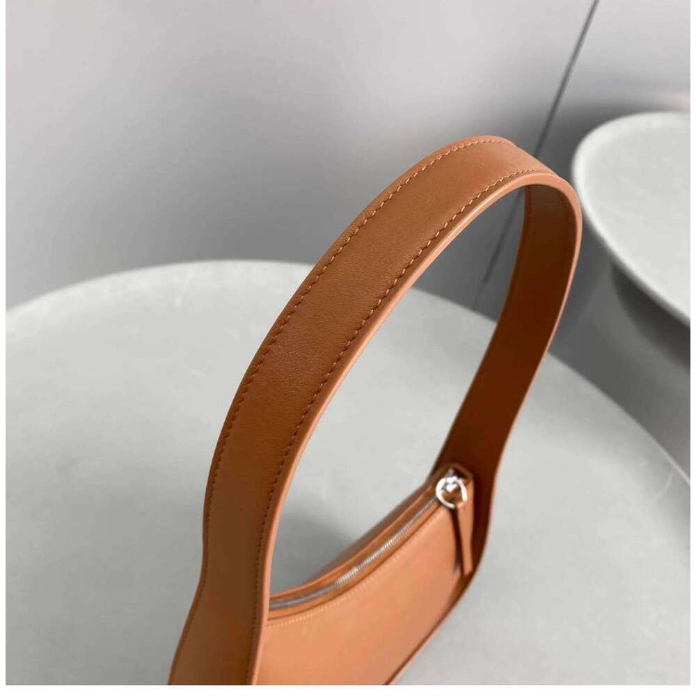 XIYU Underarm Women Fashion Vintage Casual Leather Crescent Shoulder Bag Niche Simple Advanced Hand-Held Small Handbag