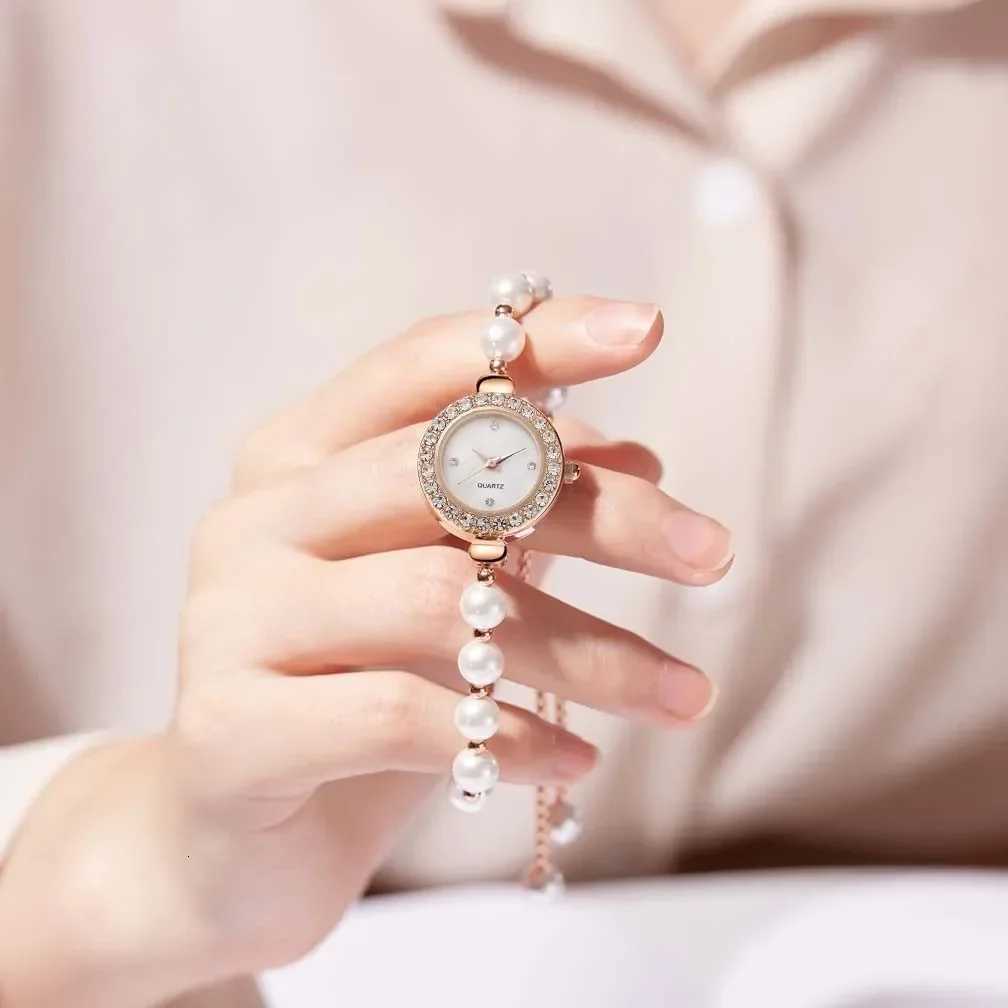 Ladies white bead bracelet cpact and exquisite with diamond inlaid case simple rhinestone dial fashionable quartz watch X250904