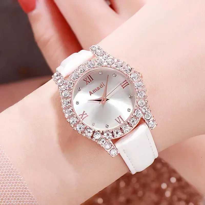 Fashion Wens Quartz Watch Korean Version with Shiny Crystal Leather Strap and Alloy Case Reloj Mujer Elegante Watches Ladies X250904
