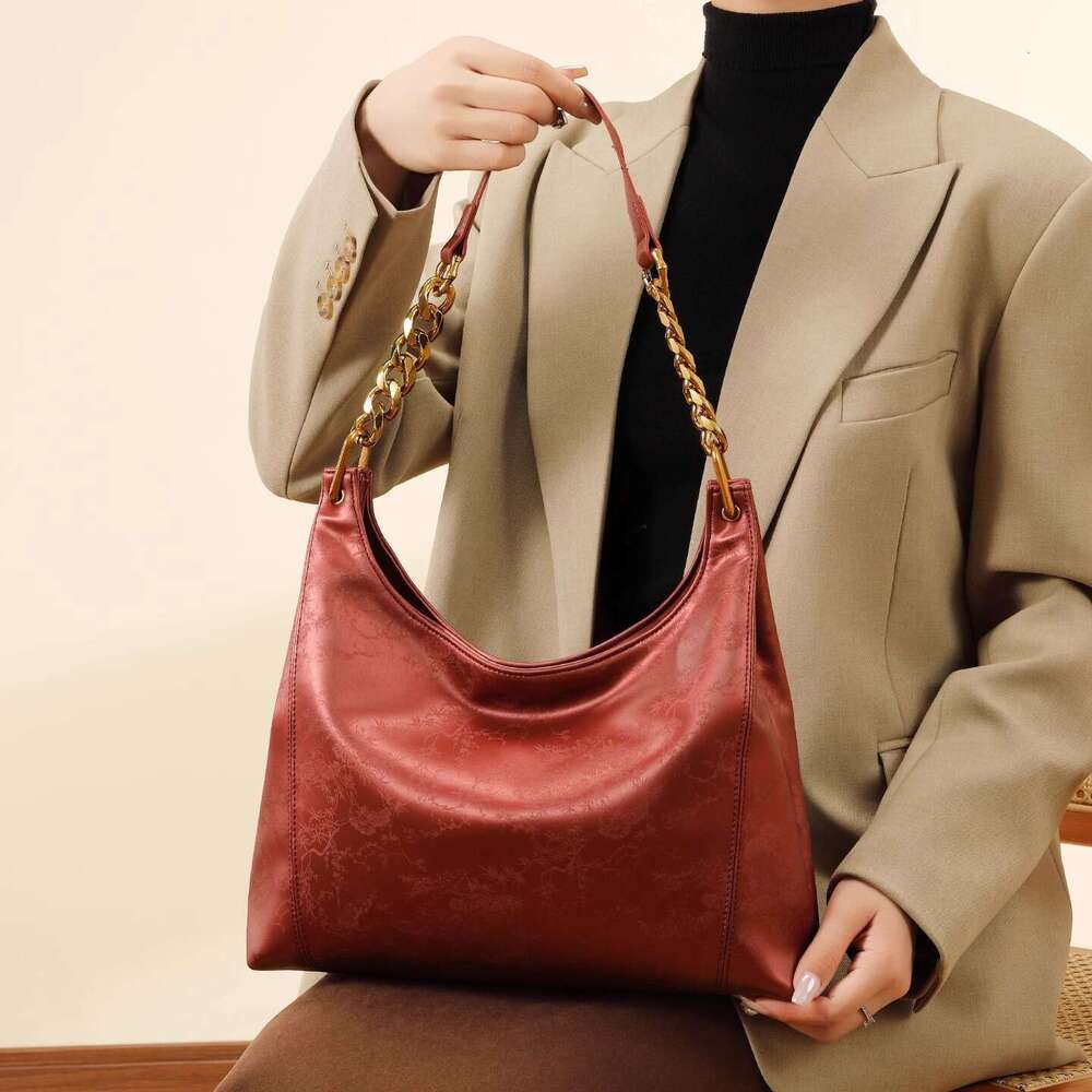 Elegant Spring High-End Niche Commuter Women's New Large Capacity Tote Crossbody Shoulder Underarm Bag
