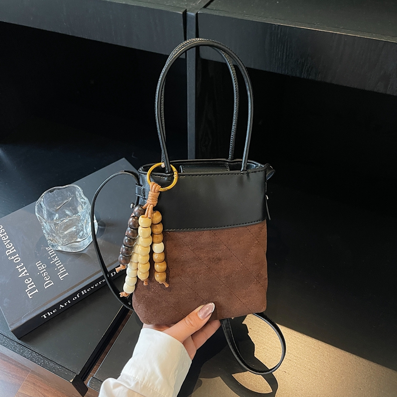 2025 Women's Shoulder Bags multifunctional small bag handbag with multiple pockets single shoulder crossbody bag fashionable and casual multi-lay
