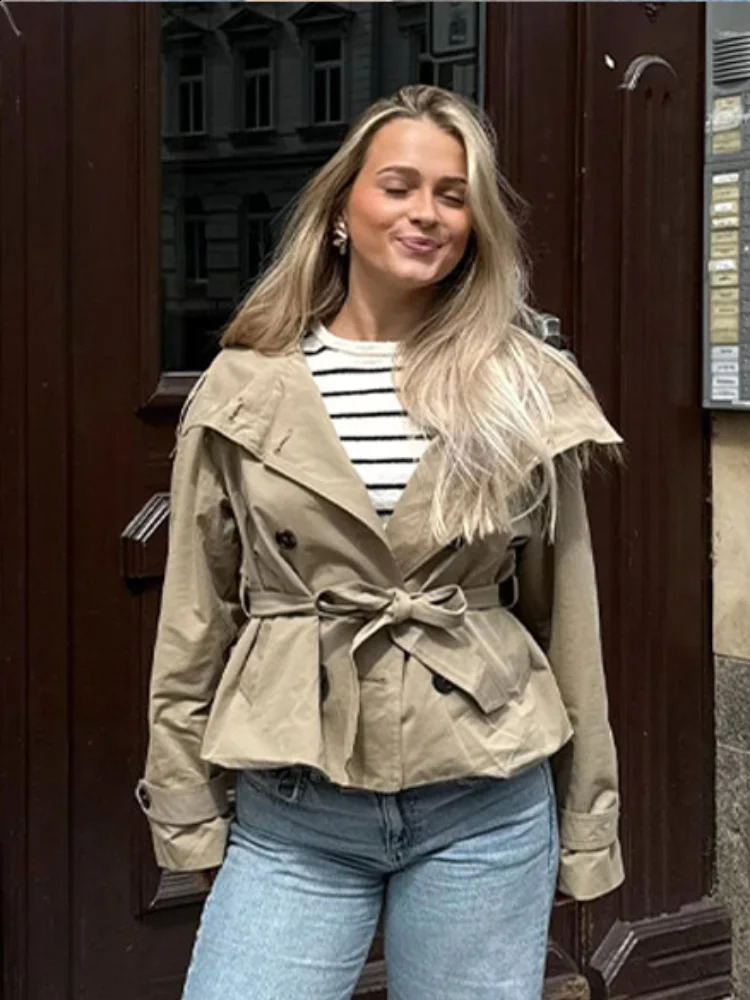Fashion Stand Collar Belt Trench Coats For Women 2025 Autumn Long Sleeve Double Breasted Jacket Lady High Street Chic Outerwear 250904