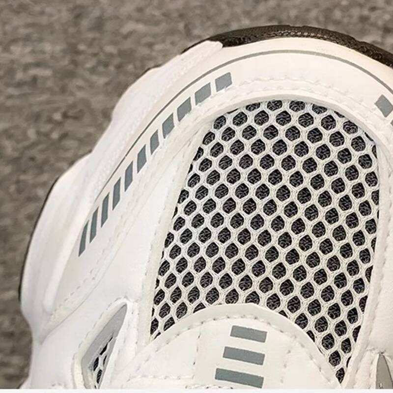 2024 Ladies Classic Luxary Women's Chunky Sneakers Thick Sole Female Sports Running Casual Fiess Vulcanize Shoes ddmysaturn