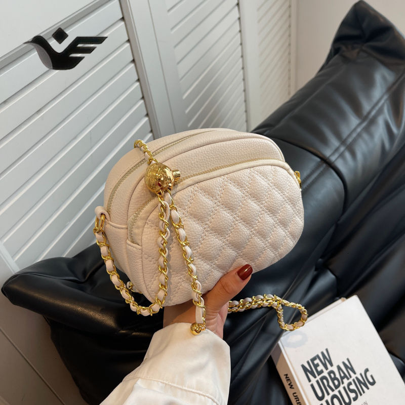 Feiyan Free Shipping New Designer Bag Luxury Shopping Bag High-quality Texture Small Bag For Women Ins Style Niche 2025 Fashion Quilted Chain Crossbod