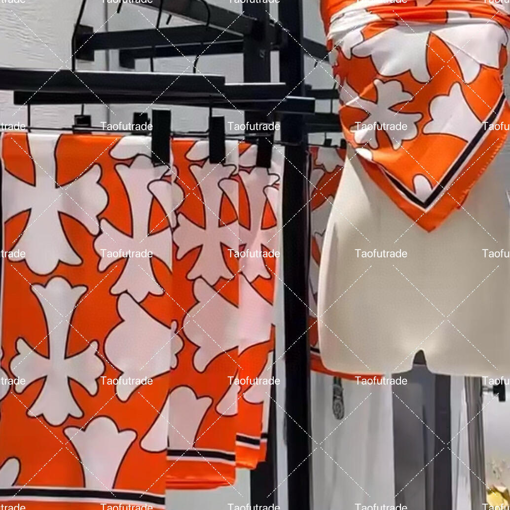 Chrome Sarf Silk Scarf Handkerchiefs Hair Print Satin Big Square Silk Scarves Shawls For Women Designer Scarf Luxury Brand Designer Hijab Headband 502