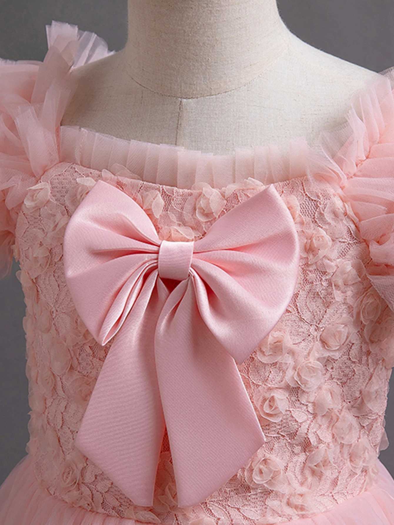 Pink girl big bow long dress for birthday outfits worn by girls aged 3 to 12 at parties Z250904