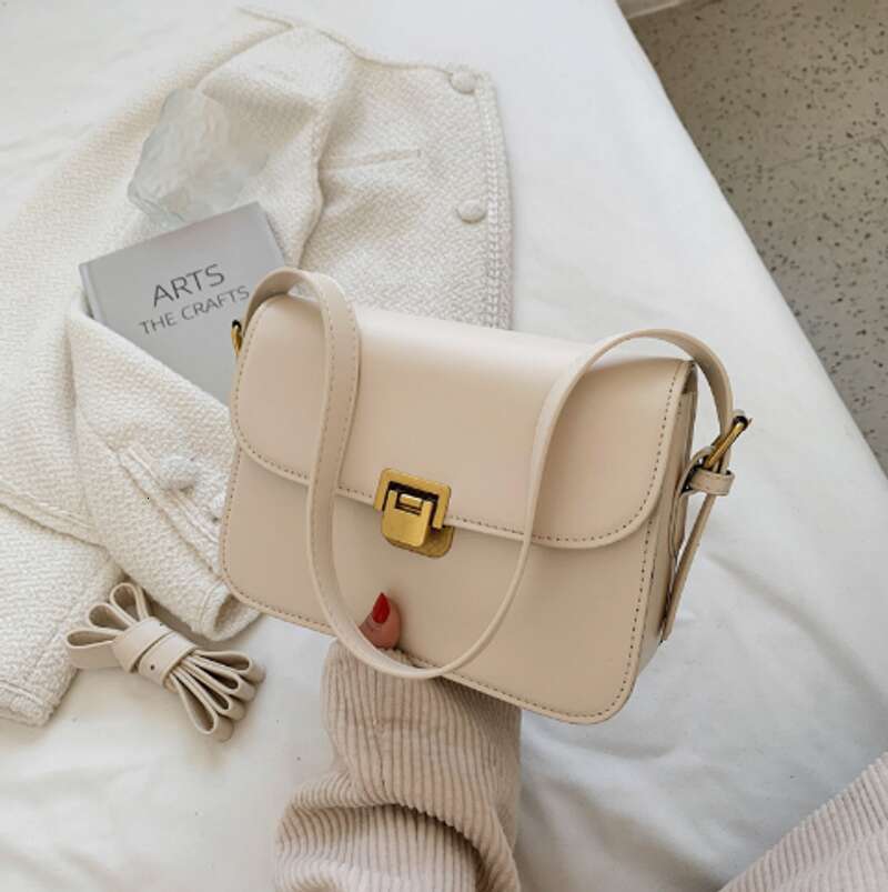 New Fashion Simple Crossbody Retro Foreign Style Shoulder Small Bag