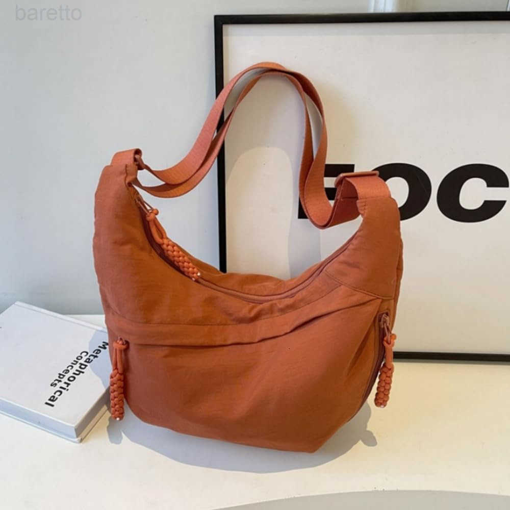 Nylon Crossbody Bags for Women Trendy Medium Crescent Bag Lightweight Woman Over Shoulder Purse with Zipper M250903