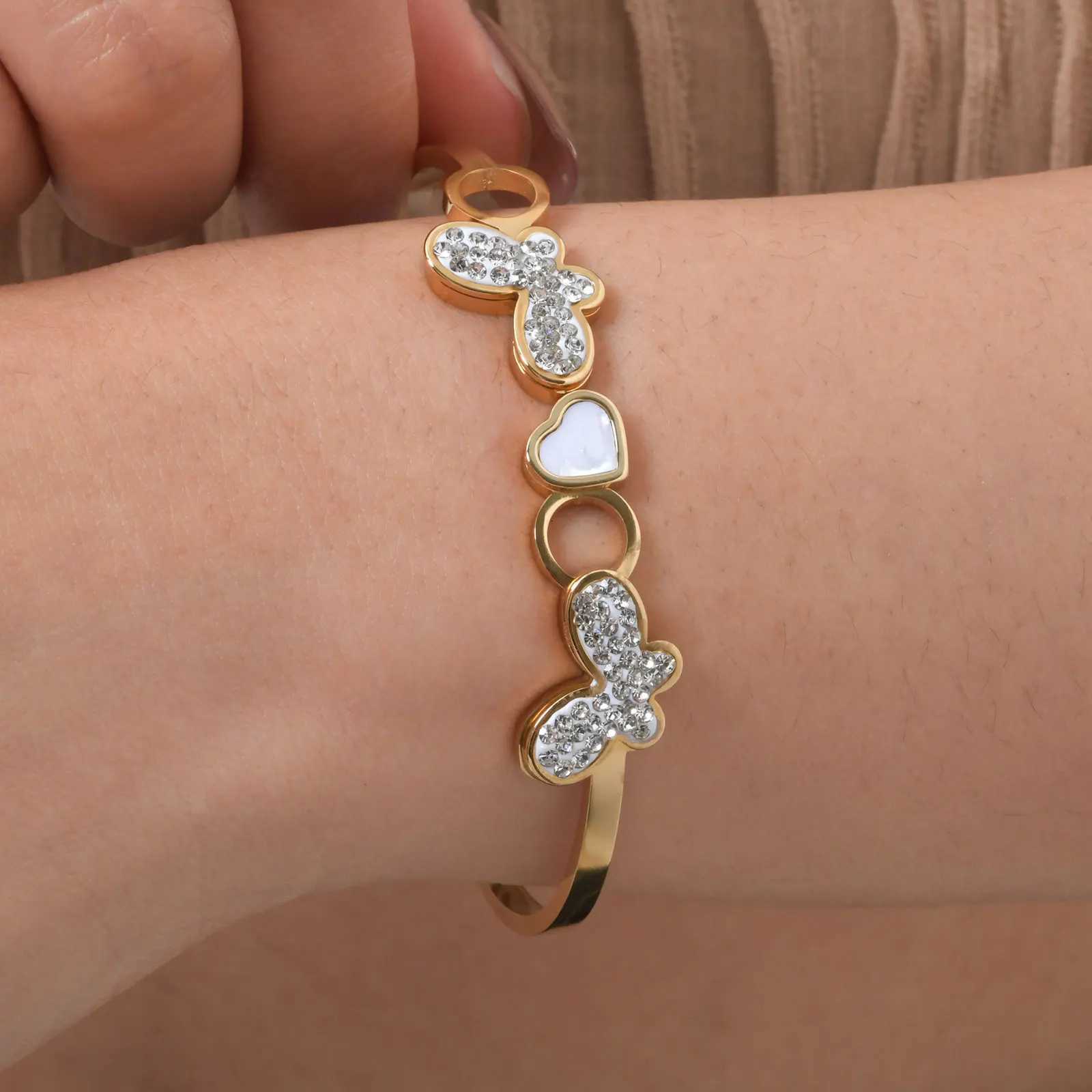 Luxurious Bracelet Stainless Steel Jewelry Sparkling Rhinestones Bangles Trend Gold Color Bracelet For Women Gift Y250904