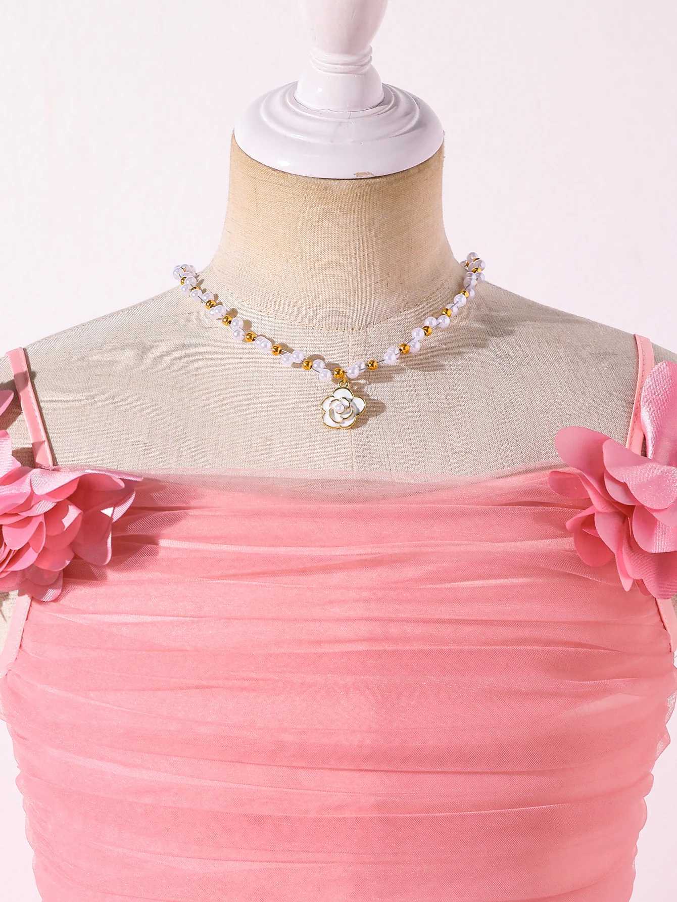 2025 New Childrens Birthday Dress 3D Flower Strapless Gown Childrens Stage Performance Outfit Flower Girl Princess Skirt Z250904