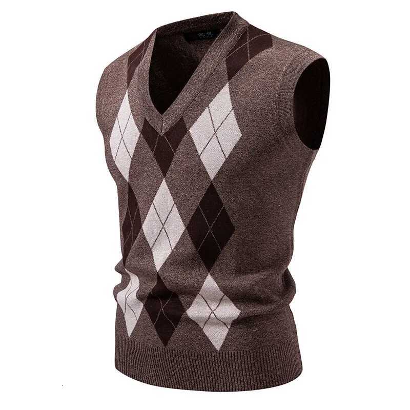 Mens Sleeveless Knit Vests Fashion Geometric Knitted Pullovers Men VNeck Smart Casual Sweater Tank Tops Knitting Mens ClothingXJ250904