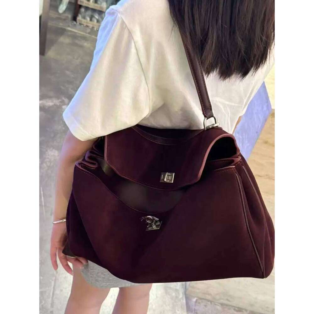 25 New Soft Suede Tote Large Capacity Frosted Cowhide Lock Women's Crossbody Shoulder Bag