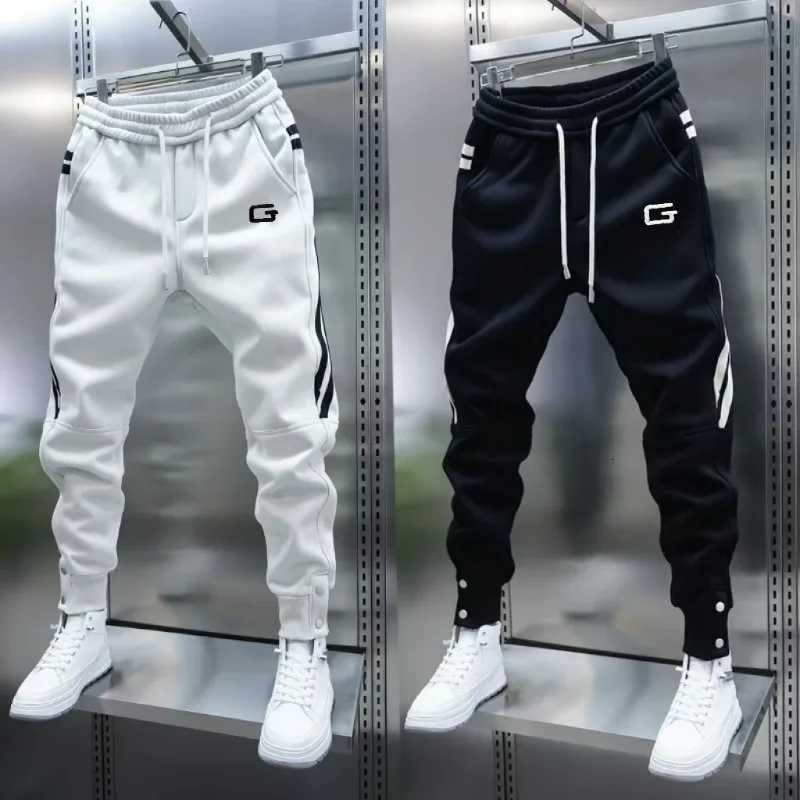 Spring Mens Black Joggers Korean High Street Sports Trousers Cotton 9Minute Sweatpants Fashionable Mens Clothing 2025 NewXJ250904