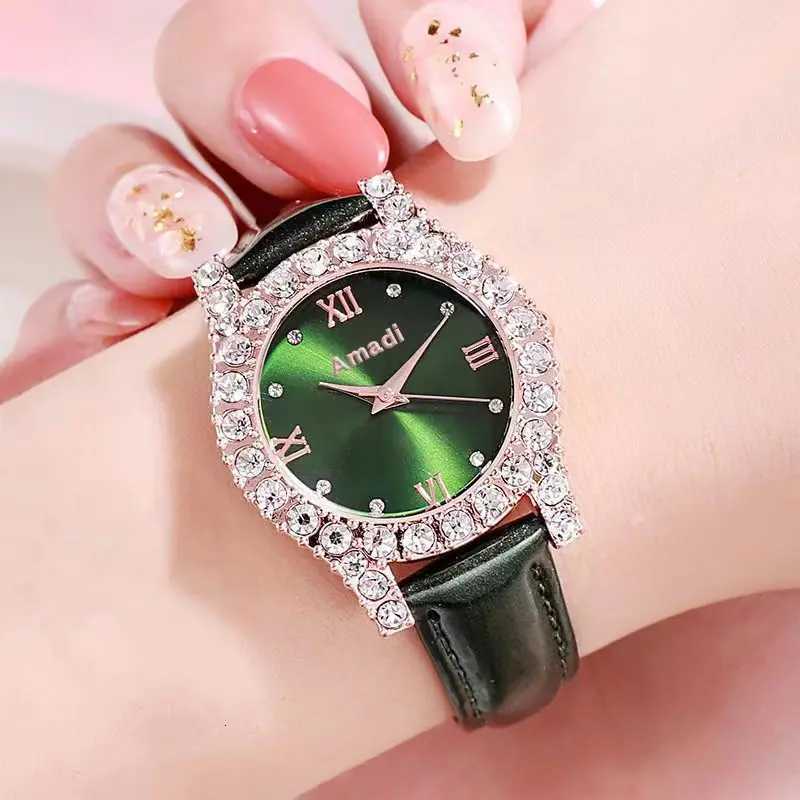 Fashion Wens Quartz Watch Korean Version with Shiny Crystal Leather Strap and Alloy Case Reloj Mujer Elegante Watches Ladies X250904