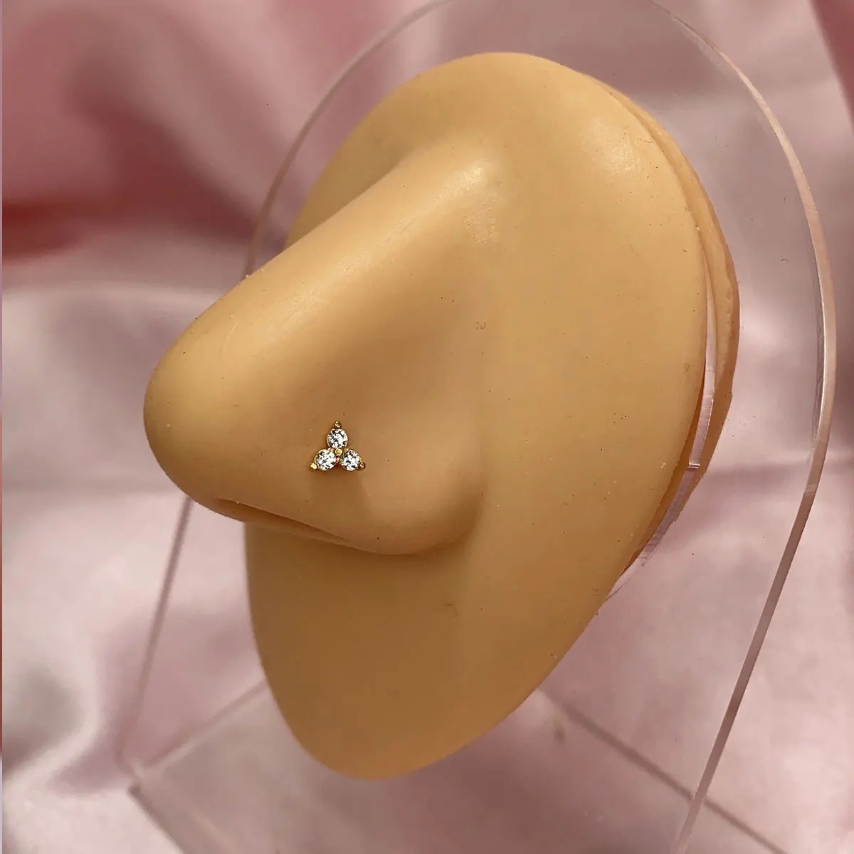 1PC Steel Tiny Zircon Crystal Tragus Helix Piercing Labret Lip Studs Nose Ring Internally Thread Cute Body Jewelry 250903 - view 3