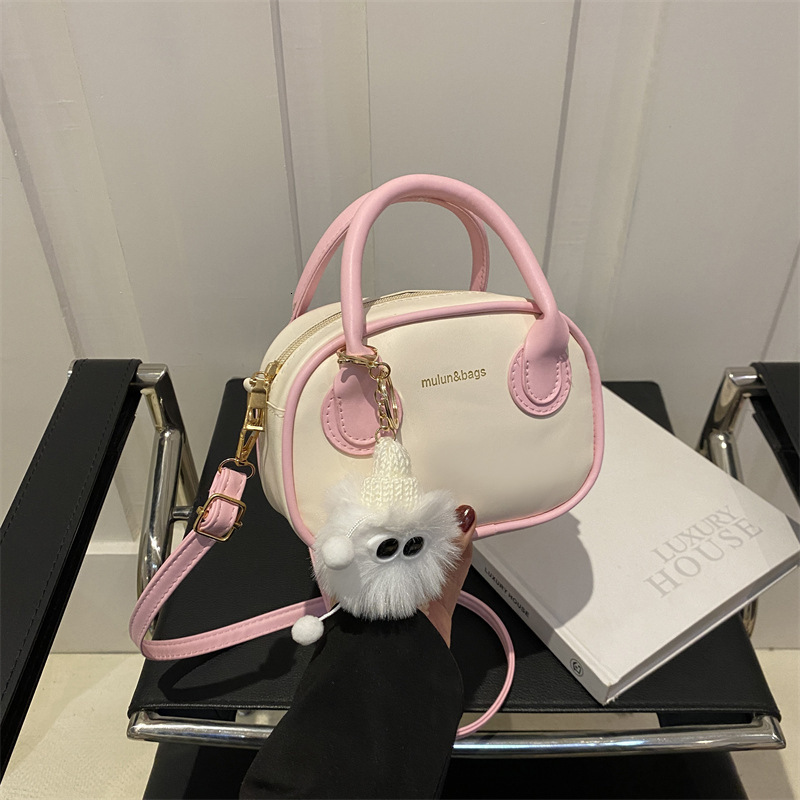 2025 autumn new fashion patch texture diagonal cross bag style elegant and trendy niche design handbag designer shoulder bag