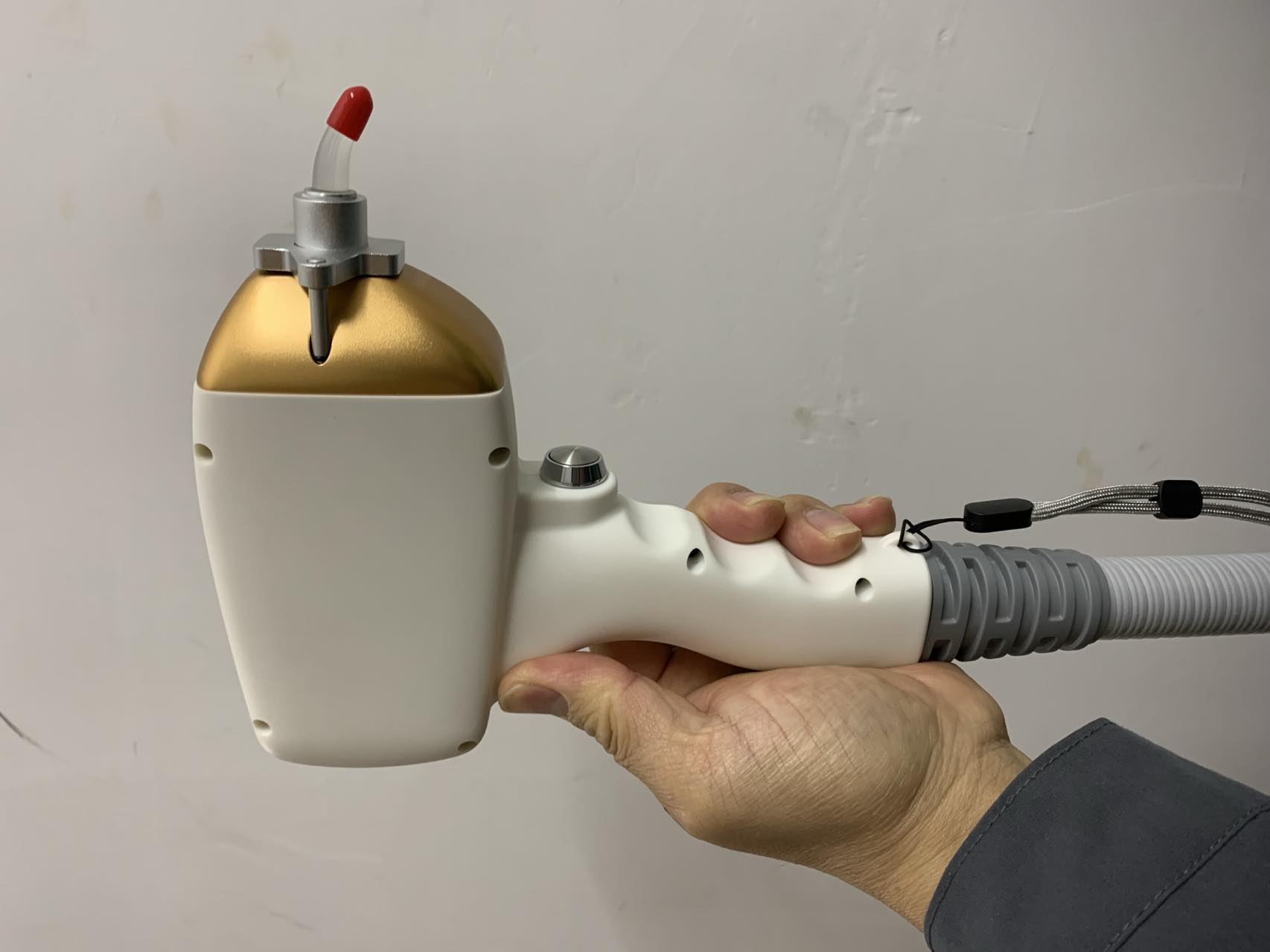 Diode Laser Hair Removal Professional Machin 755nm 808nm 1064nm Permanent Hair Removal 3 wavelengths All Skin Treatment