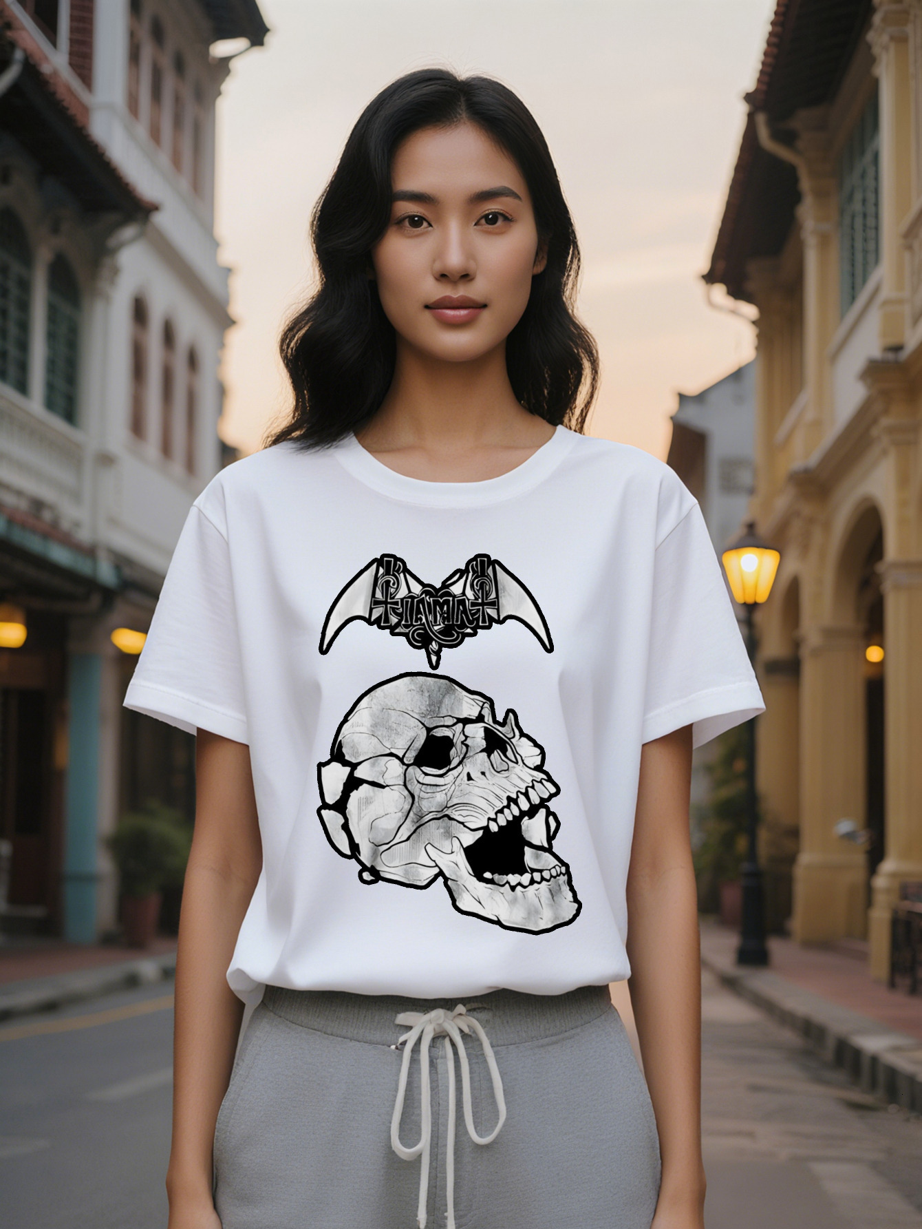 Large XL Lady Skull Bat Wing Graphic Print Casual T-Shirt Black Round Neck Summer Top Washable Regular Fit Tee for Plus Size