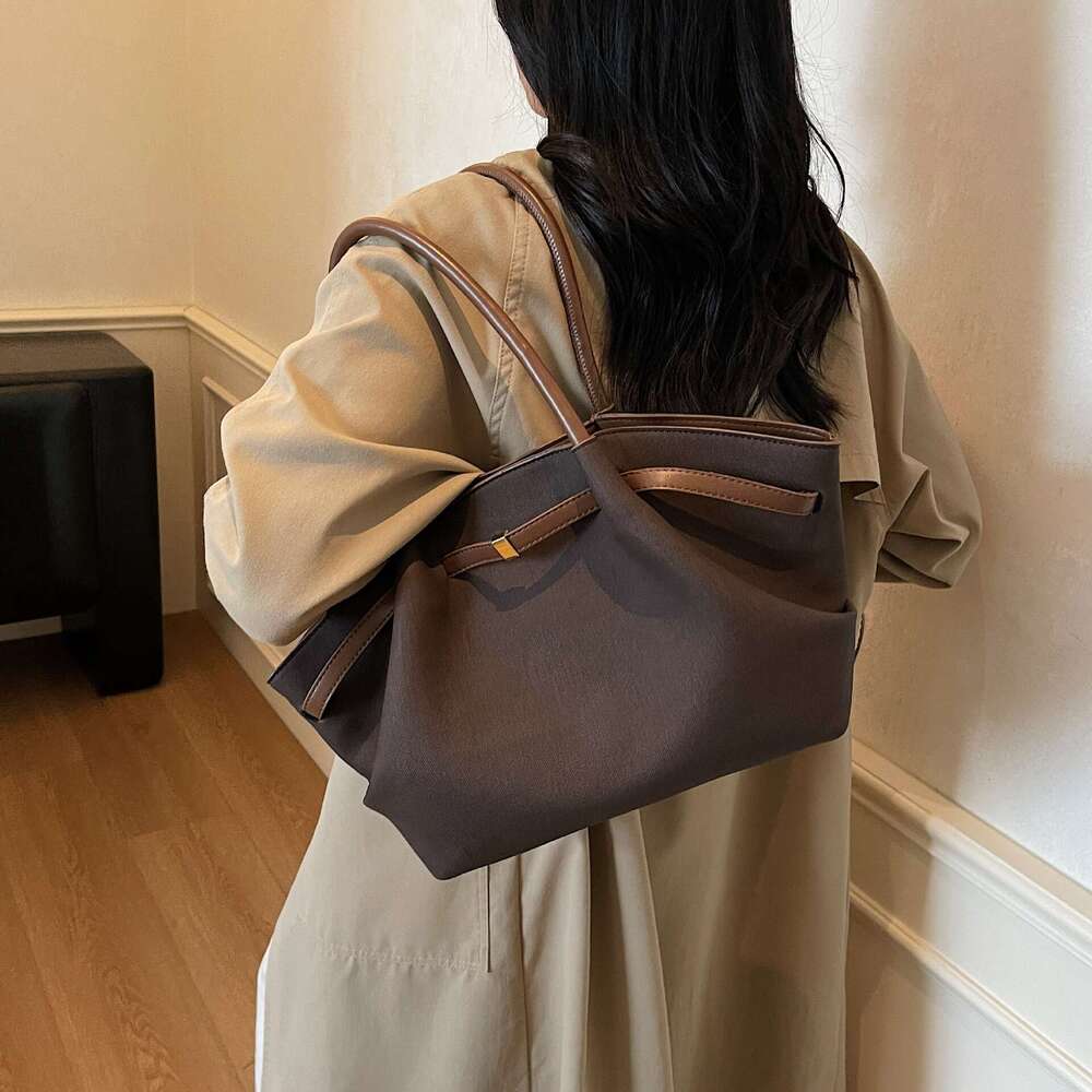 DHEssentials 2025 Women's Tote, Large Capacity PU Shoulder Bag, Magnetic Closure