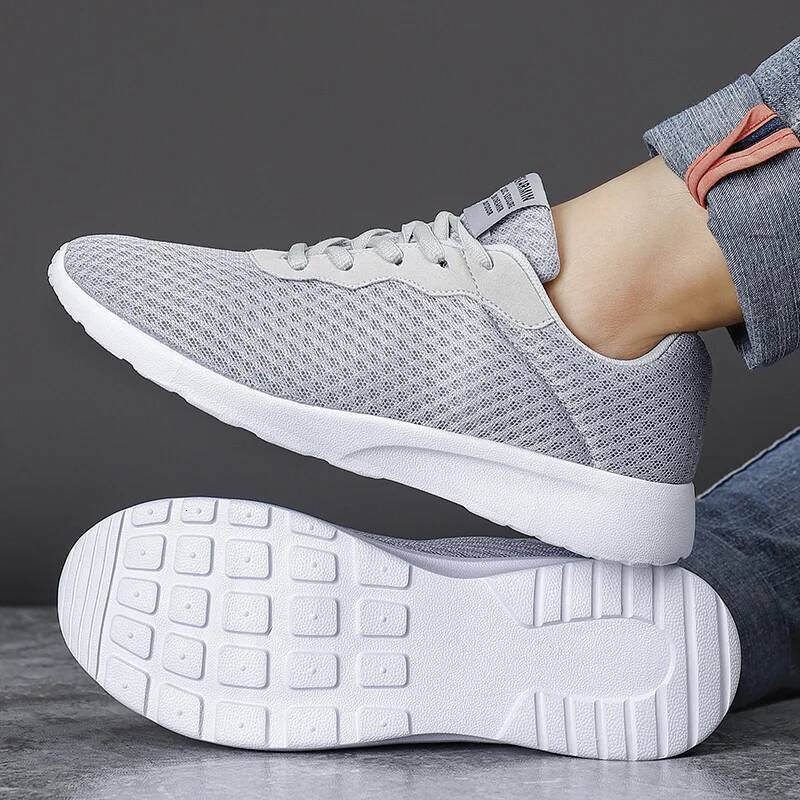 Fashion Shoes White Mens Sneakers Outdoor Breathable Men Casual Big Size 2024 Summer Lightweigh Man Tenis Shoe ddmysaturn