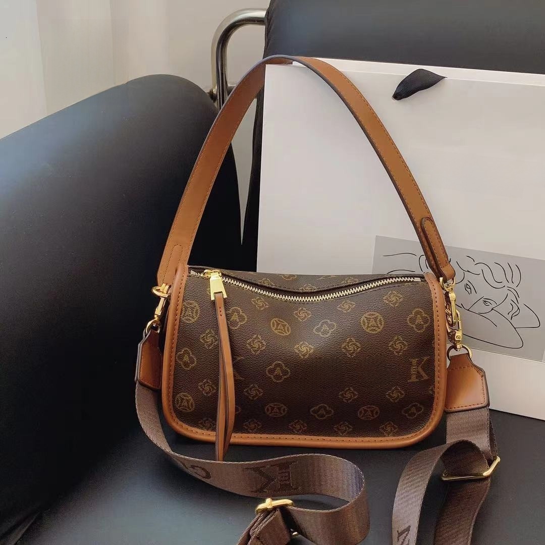 TB BHULAMTE Designer's High-quality Crescent-shaped Bag, Fashionable Light Luxury Retro Wandering Bag Casual Crossbody Bag Single-shoulder Armpit