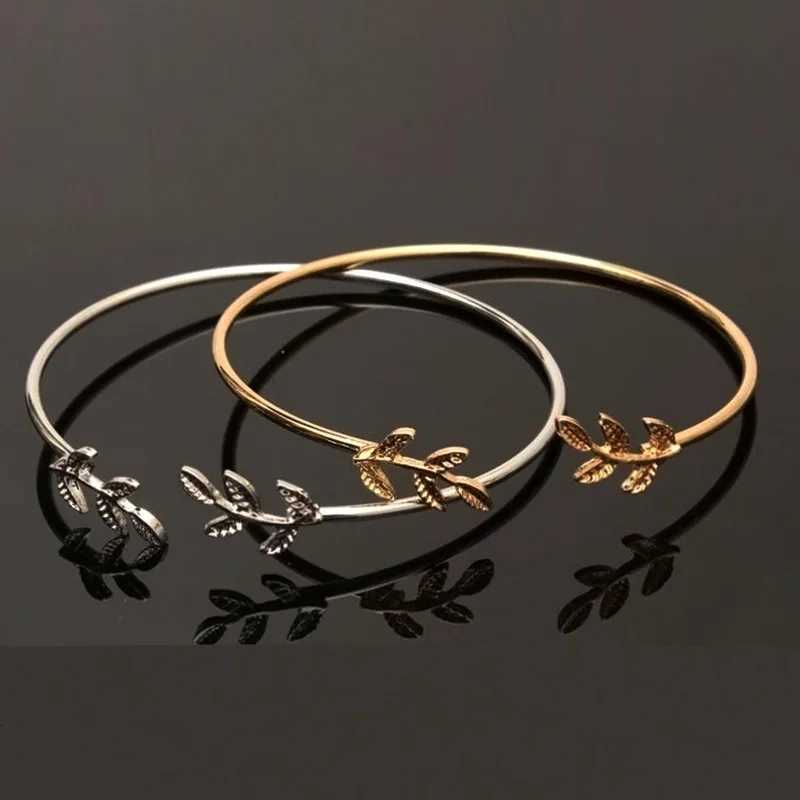Cuff Bracelets Vintage Open Adjustable Fashion Feather Charm Bracelets For Women Sweet Fashion Jewelry Gift WholesaleXJ250904
