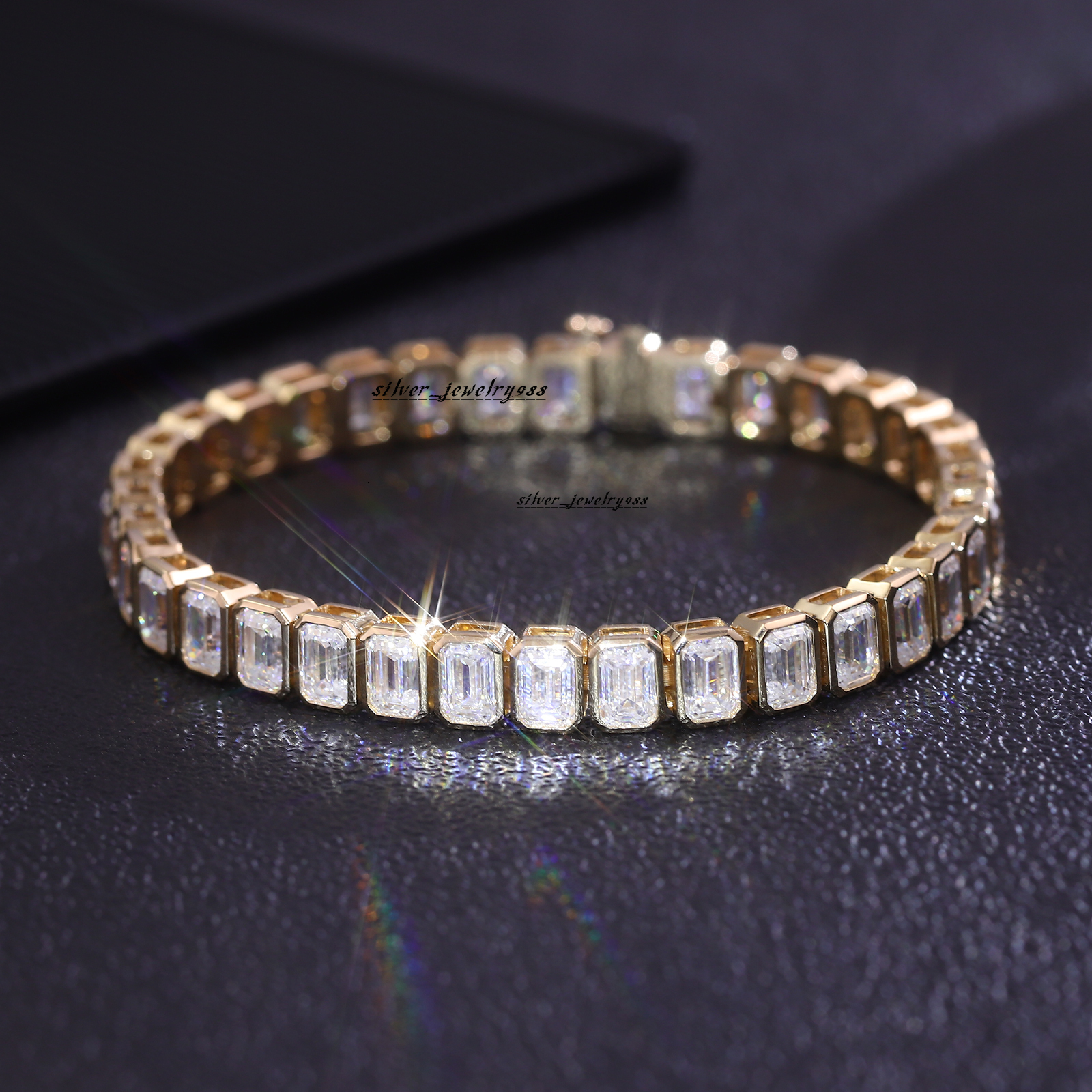 Custom VS D Colour Synthetic Diamond Tennis Bracelet Single Row Gradient 10K Yellow Gold Tennis Bracelet Unisex