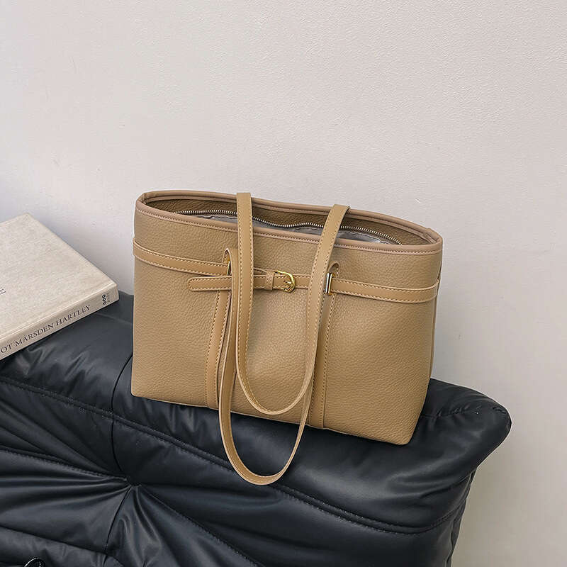 2025 New Korean Version Large Capacity for Women Versatile Commuter Tote Handbag Shoulder Bag
