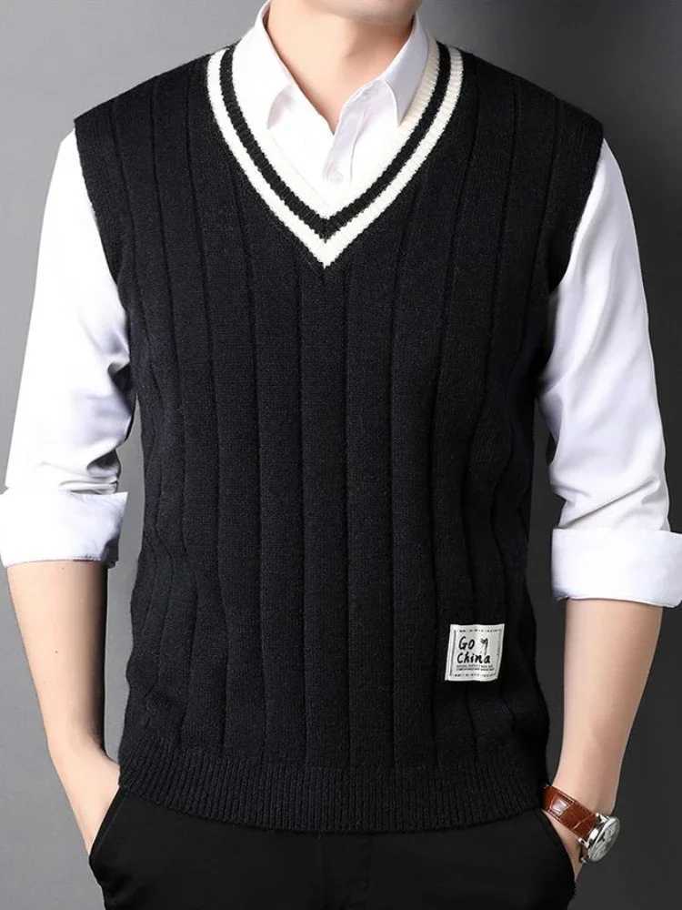 Mens Clothing Knit Sweater Male SLeeveless Striped Waistcoat Vest Beige Heated Korean Style High Quality Replica ZL472XJ250904