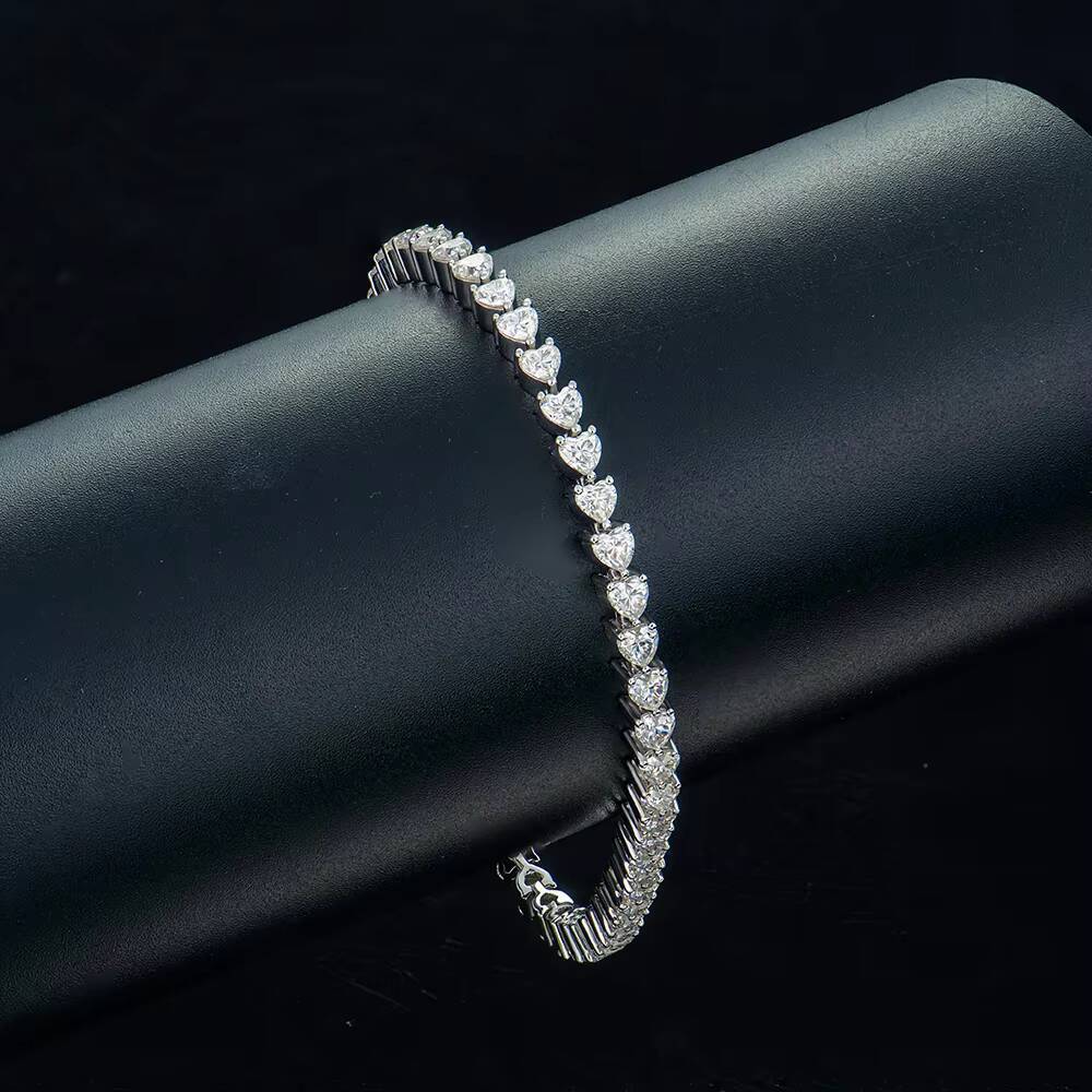 White Gold Plated Hiphop Jewelry 6mm Tennis Link Chain with 33 Heart Moissanite 925 Silver Bracelet